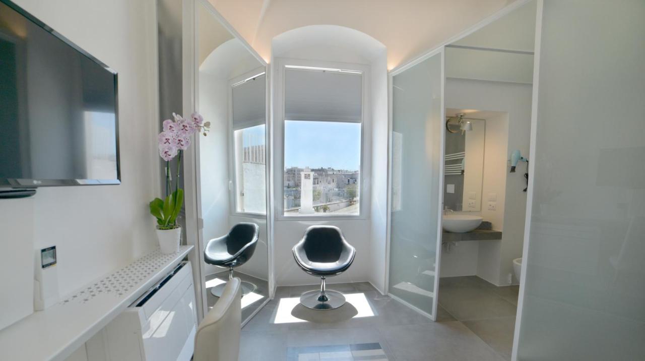 Sunshine Luxury Rooms Ostuni Bagian luar foto
